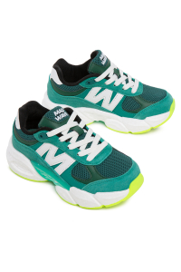 Кроссовки юниорские Nimbo
